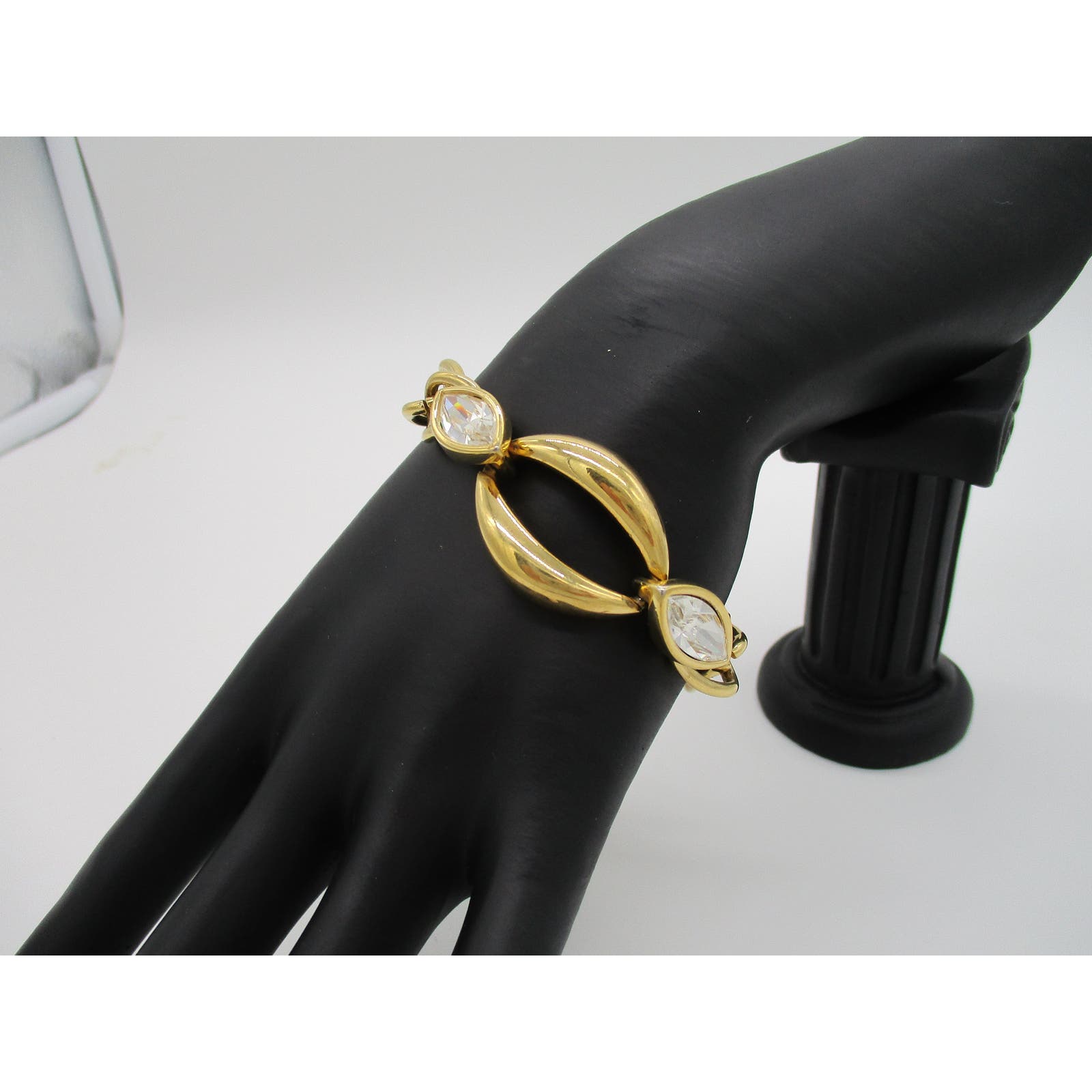 Vintage Sal Swarovski Goldtone Rhinestone Chunky Chain Bracelet 7.5 Inch Length